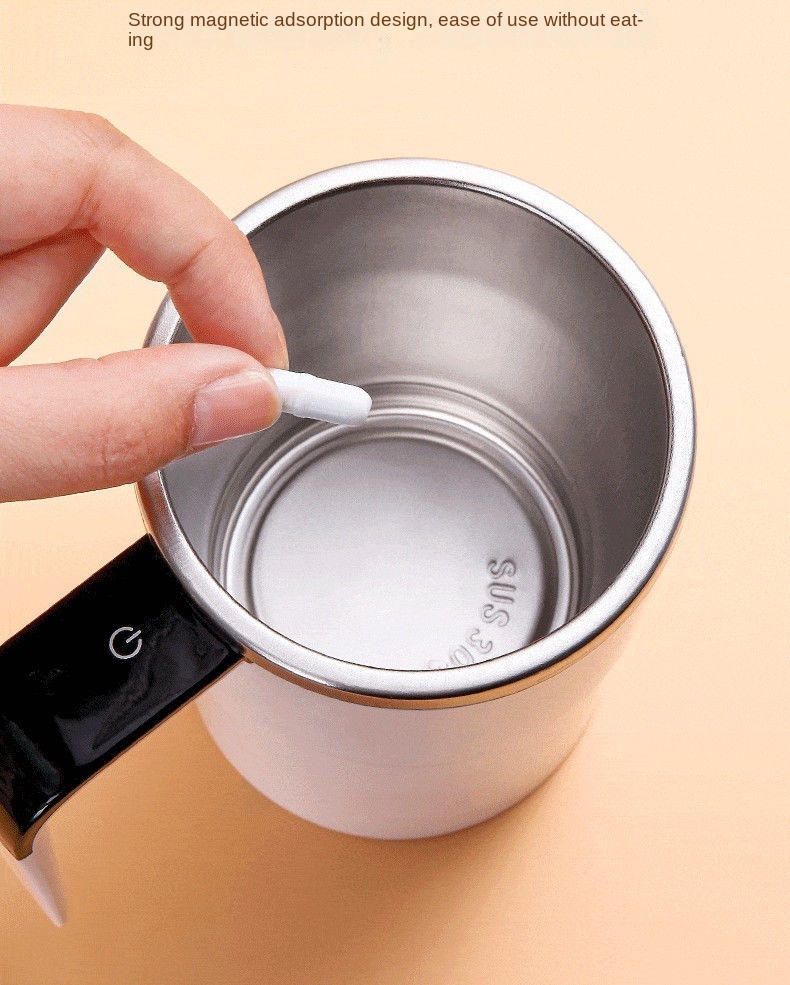 Automatic magnetic stirring coffee cup